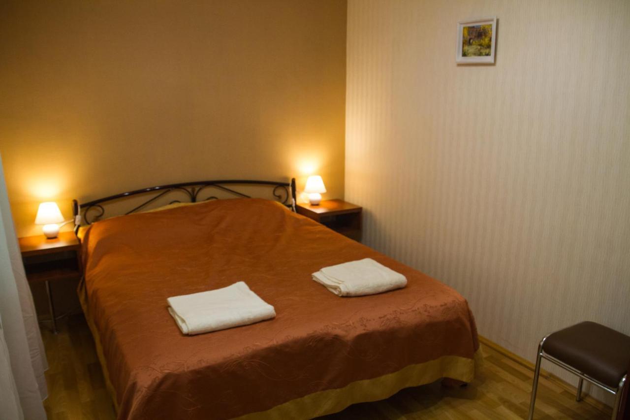 Хостел И Апартаменты Друзья Dnipro Exterior foto